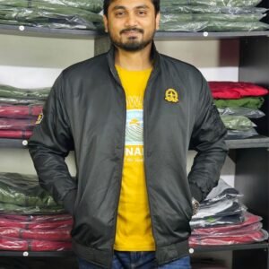 মাইক্রো কালো জ্যাকেট