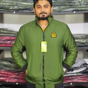 মাইক্রো জলপাই জ্যাকেট